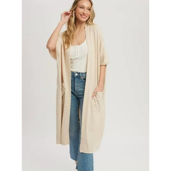 Soft Yarn Oversized 3/4 Sleeve Cardigan Ivory Pockets 3/4 sleeves oversized - Picture 2 of 5